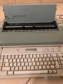 Macchina da scrivere elettr. Olivetti compact 65