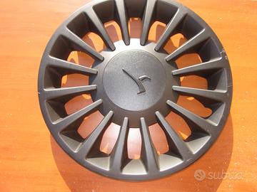 COPRI-CERCHI-COPPE-BORCHIE COL-NERO ORIG LANCIA Y