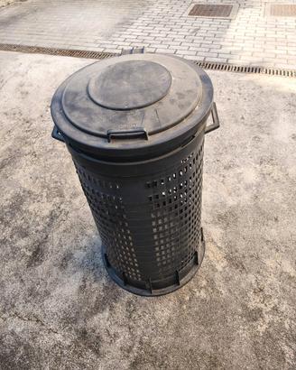 cestino portarifiuti 110 l.