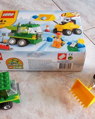 LEGO Creator 3 in 1 5930 - 31003 ; LEGO 6910 Set