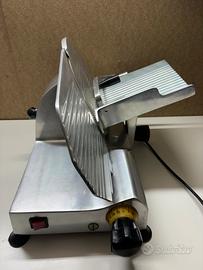 Affettatrice elettrica Celme