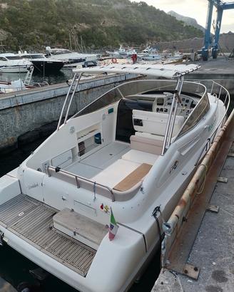 Cabinato Rio850 cruiser