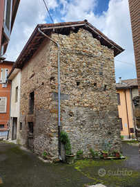 Casa fabbricato fienile Godiasco Salice Terme 80mt