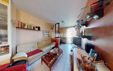 APPARTAMENTO DUPLEX DI 100MQ DOPPI SERVIZI CON 3 B