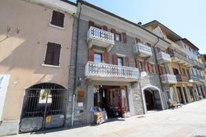 CASA SEMINDIPENDENTE A SAINT-VINCENT