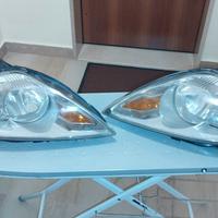  fari anteriori ford focus