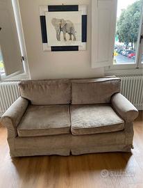 Elegante divano sfoderabile