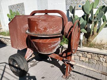 Betoniera elettrica carrellata 1.5 kW (2 HP)