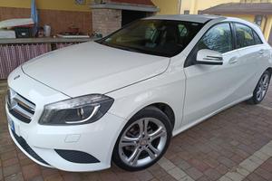mercedes-benz  A180 d sport