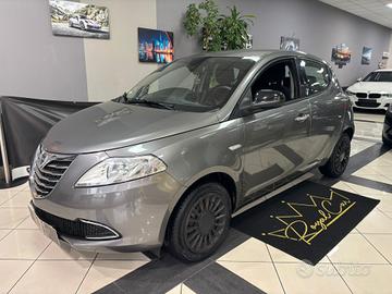 Lancia Ypsilon 1.2 69 CV 5 porte S&S Silver