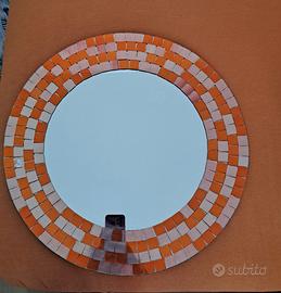 Specchio IKEA -Design Unico e Vibrante