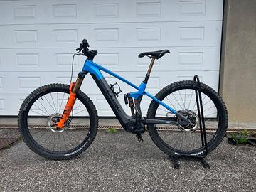 Cube Stereo Hybrid 140 Actionteam 750 Wh taglia M