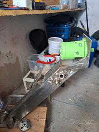 piede verricello idraulico con serbatoio 