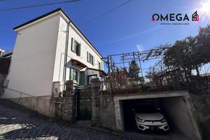 EREMO - Casa singola con giardino, posto auto e vi