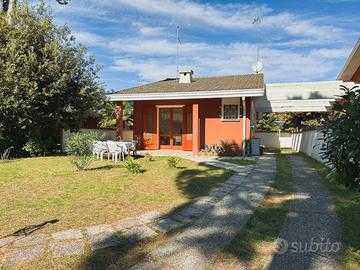 Tranquilla Villetta Immersa Nel Verde