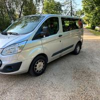 Ford transit custom 9 posti