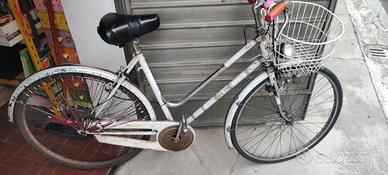 bici donna bianca