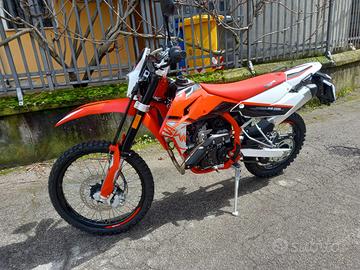 PROMO ENDURO SWM RS 125-BIALBERO-TASSO0%-24rX120,8