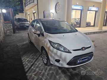 Ford Fiesta 1.4 TDCi 5p. Titanium
