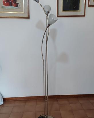 Lampada da pavimento