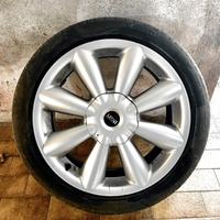 Cerchi in lega mini cooper gommati pirelli