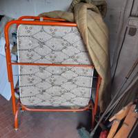 brandina pieghevole con materasso