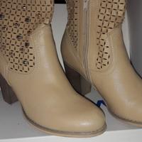 Stivaletti corti in pelle c/cerniera da donna