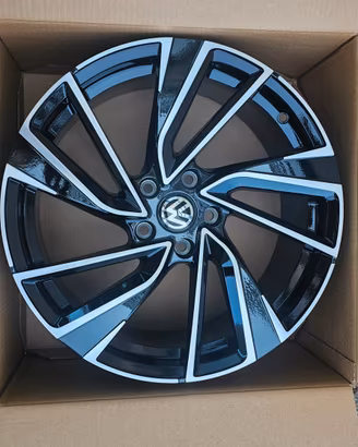 4 cerchi Nuovi 18 Volkswagen Golf 5 6 7 8 Caddy T 