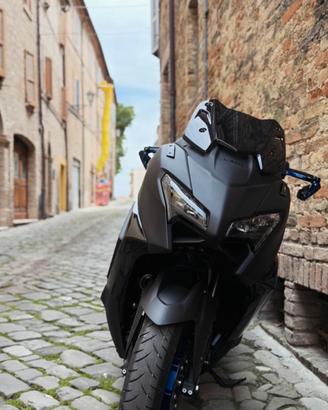 Tmax 560 anno 2025