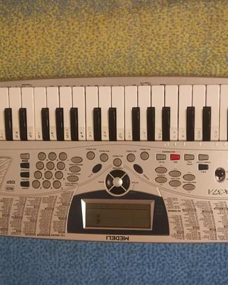 tastiera musicale con 100 stili