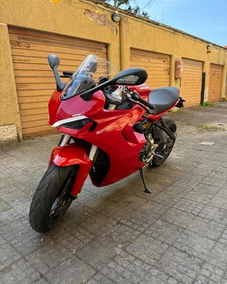 Ducati Supersport 950 in condizioni impeccabili