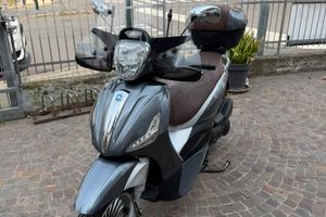 Piaggio Beverly 300 Anno 2019 km 32000