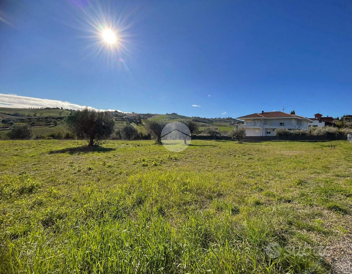 TER. RESIDENZIALE A ROSETO DEGLI ABRUZZI - Vista 4