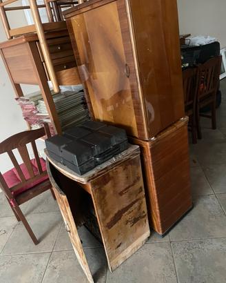 Macchine da cucire vintage antiche e altro