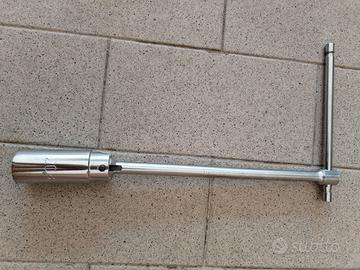 chiave Beta a T con bussola snodata 957