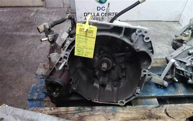 CAMBIO MANUALE COMPLETO RENAULT Captur Serie 32010