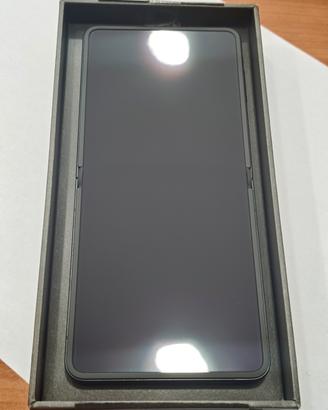 Super bundle Samsung Z Flip7, Watch 7 e Buds 3 Pro