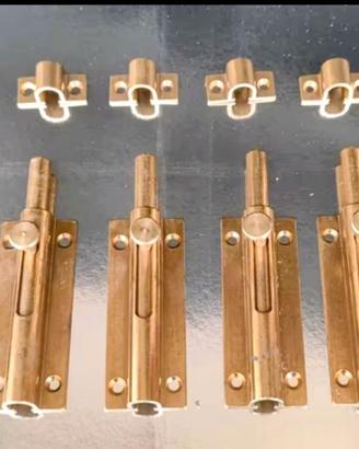 Chiusini in ottone x porte e finestre