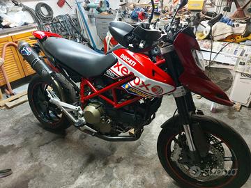 ducati Hypetmotard 1100