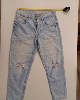 jeans  strappati Zara