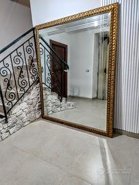 Eleganza Riflessa – Splendido Specchio con Cornice