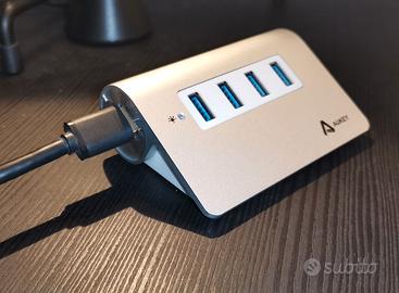 Hub 4 Porte USB 3.0 da 5Gbps in alluminio