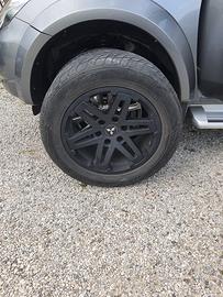 4 Cerchi Mitsubishi con gomme