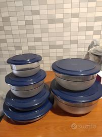 contenitori della Tupperware 