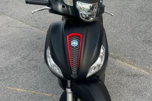 Piaggio Medley s Abs 150