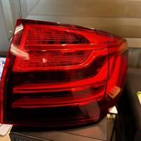 Faro post bmw 520d