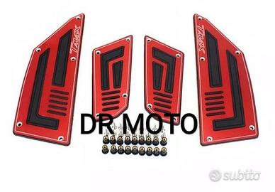 Kit pedane poggiapiedi anteriore t max 530