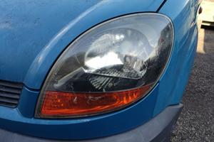 Proiettore sinistro RENAULT KANGOO del 2003