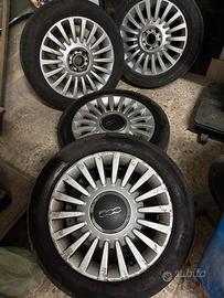 4 Cerchi in Lega 15” + Gomme 185/55 R 15