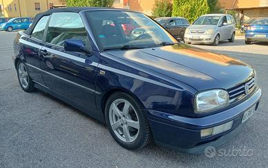 Golf Cabriolet Pink Floyd 1.8_1995